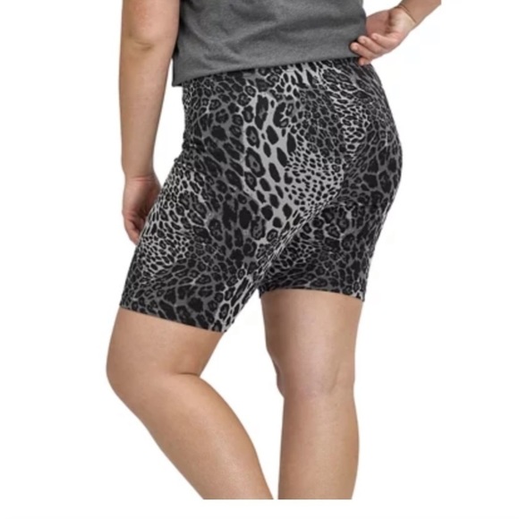 Leopard bike shorts - Picture 2 of 4